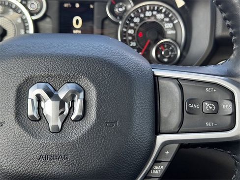 Certified 2023 RAM 1500 Big Horn image 28