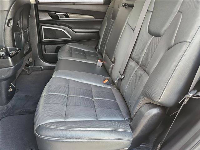 Used 2022 Kia Telluride EX FWD image 19