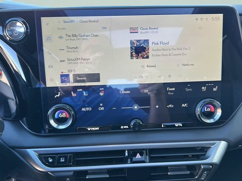 Used 2023 Lexus RX 350 w/ Cold Area Package AWD/4WD image 30