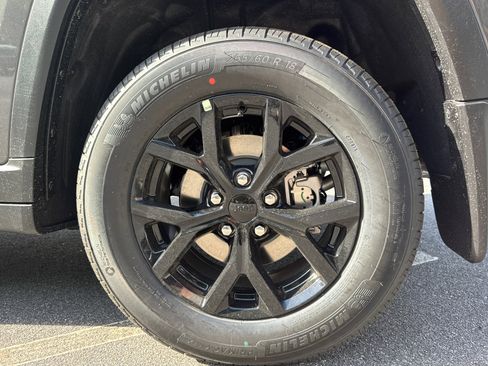 New 2026 Jeep Grand Cherokee Altitude RWD image 21