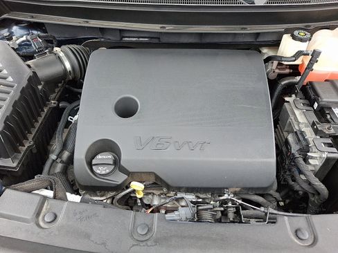 Used 2023 Chevrolet Traverse LT w/ LT Premium Package image 28