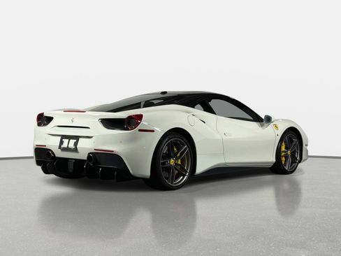 Used 2019 Ferrari 488 GTB RWD image 7