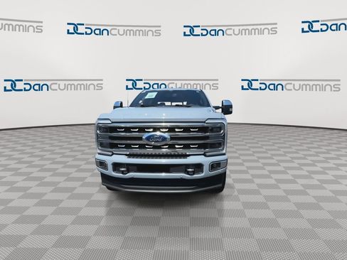 Used 2024 Ford F250 Platinum AWD/4WD image 4
