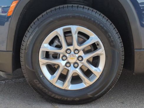 Certified 2023 Chevrolet Traverse LS FWD image 31