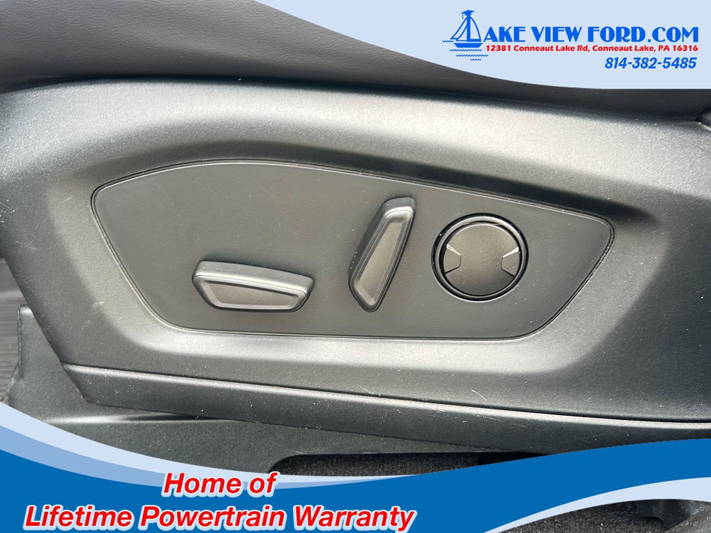 Used 2023 Ford Explorer XLT w/ Equipment Group 202A AWD/4WD image 24