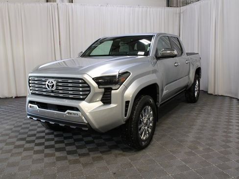 Used 2024 Toyota Tacoma Limited image 28