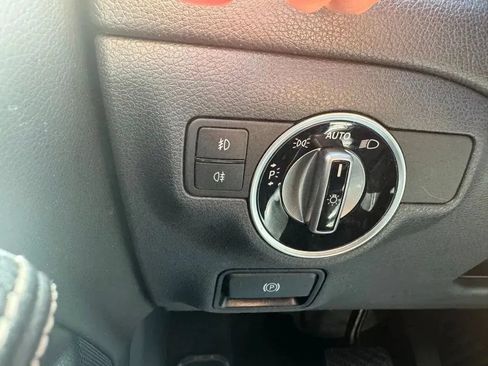 Used 2018 Mercedes-Benz GLA 250 4MATIC image 25