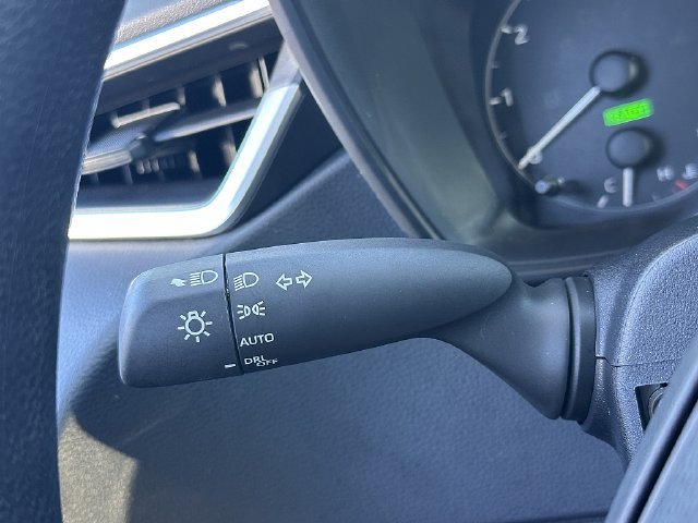 Used 2023 Toyota Corolla LE FWD image 26