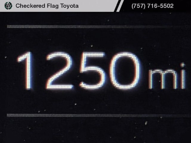 Used 2026 Toyota Prius Plug-In Hybrid FWD image 12