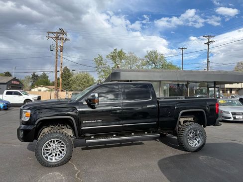 Used 2016 GMC Sierra 2500 Denali w/ Driver Alert Package image 2