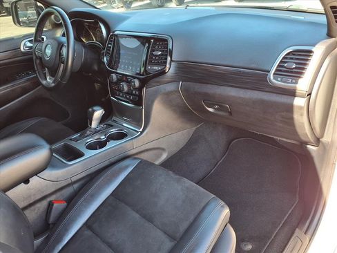 Used 2020 Jeep Grand Cherokee Altitude image 11
