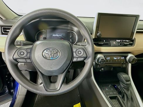 Certified 2025 Toyota RAV4 XLE FWD image 11