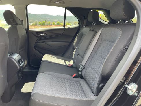 Used 2024 Chevrolet Equinox LT FWD image 23