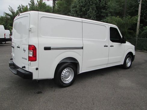 Used 2019 Nissan NV 2500 SV image 4