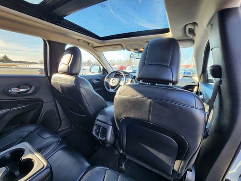 Used 2014 Jeep Cherokee Limited image 20