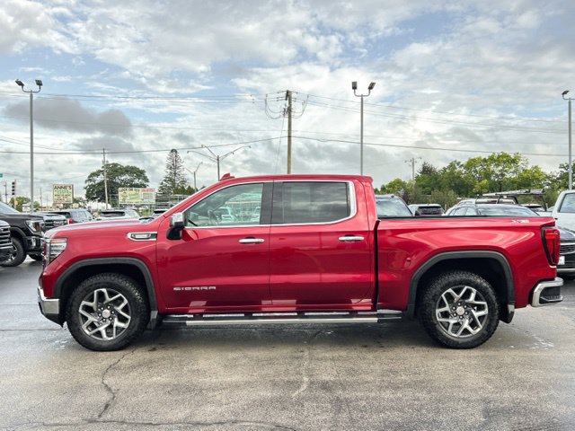 Used 2023 GMC Sierra 1500 SLT w/ SLT Premium Plus Package AWD/4WD image 4