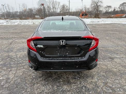 Used 2016 Honda Civic EX-L image 4