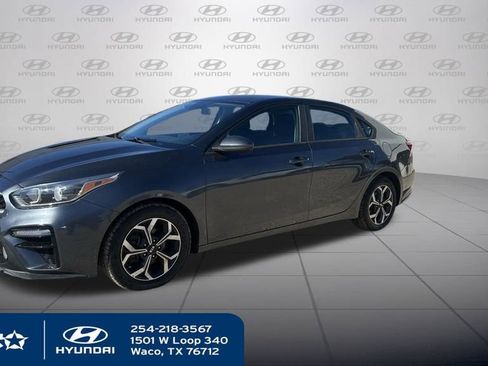 Used 2020 Kia Forte LXS image 14
