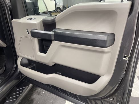 Used 2018 Ford F150 XL w/ Equipment Group 101A Mid image 23