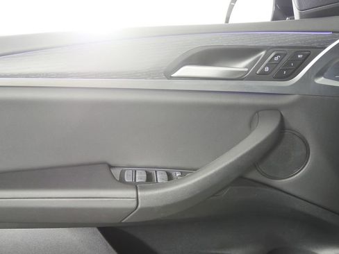 Used 2023 BMW X3 sDrive30i w/ M Sport Package RWD image 8