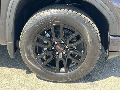 New 2026 GMC Sierra 1500 Elevation w/ LPO, Elevation Black Package image 32