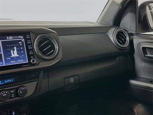 Used 2023 Toyota Tacoma TRD Sport image 22