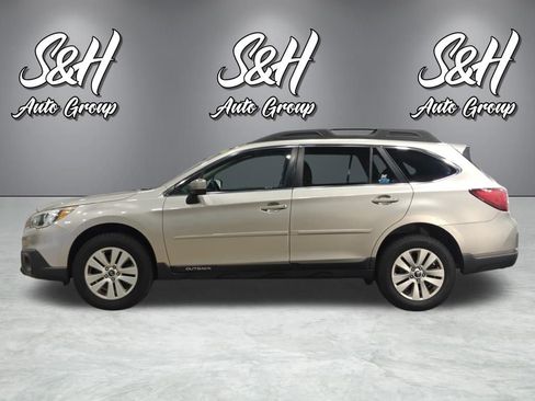 Used 2017 Subaru Outback 2.5i Premium AWD/4WD image 14