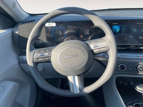Certified 2026 Hyundai Kona SE AWD/4WD image 12