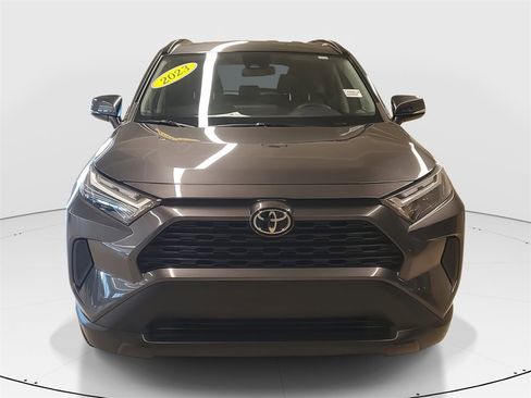 Used 2023 Toyota RAV4 XLE image 2