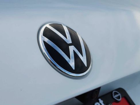 Used 2024 Volkswagen Jetta SE FWD image 29