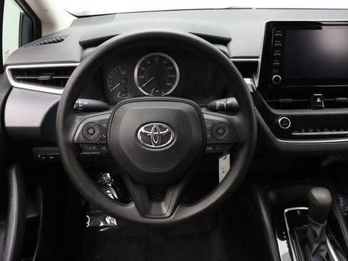 Certified 2020 Toyota Corolla LE image 23