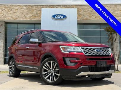 Used 2017 Ford Explorer Platinum