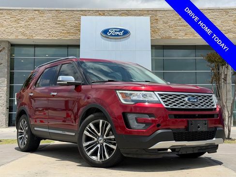 Used 2017 Ford Explorer Platinum AWD/4WD image 1