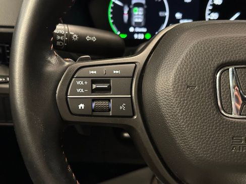 Used 2025 Honda CR-V Sport-L image 11
