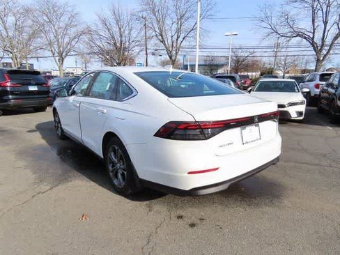 Certified 2023 Honda Accord EX image 4