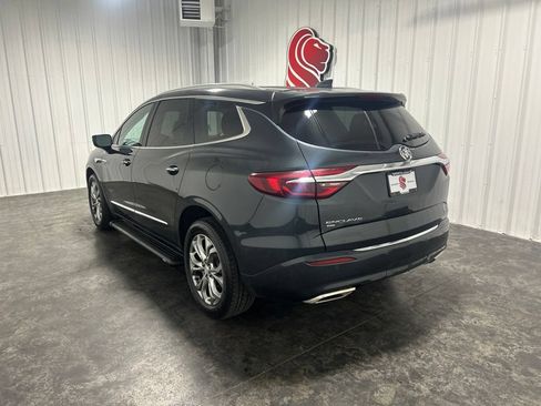 Used 2021 Buick Enclave Avenir w/ Avenir Technology Package AWD/4WD image 2