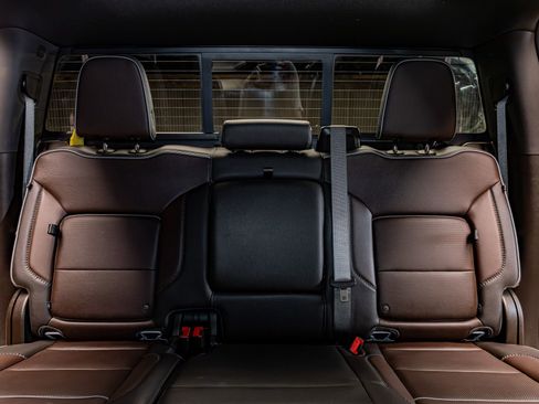 Used 2024 GMC Sierra 2500 Denali w/ Denali Reserve Package image 27