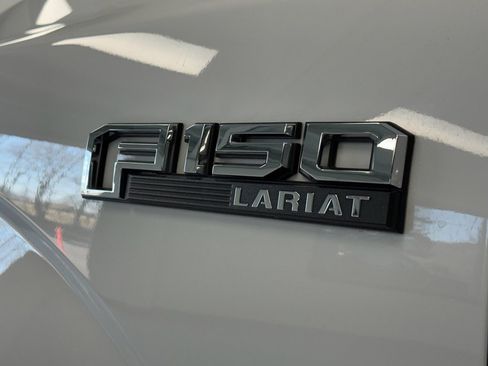 Used 2018 Ford F150 Lariat image 29