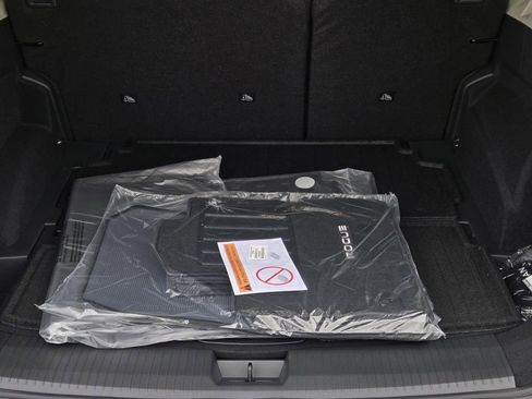 New 2026 Nissan Rogue Platinum image 10