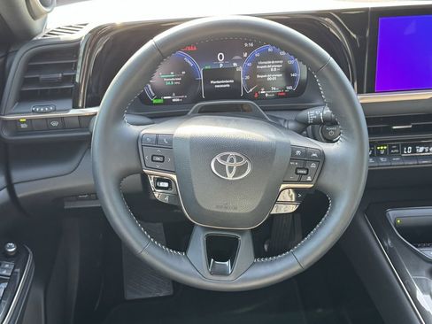 Used 2026 Toyota Crown w/ Advanced Technology Package AWD/4WD image 11