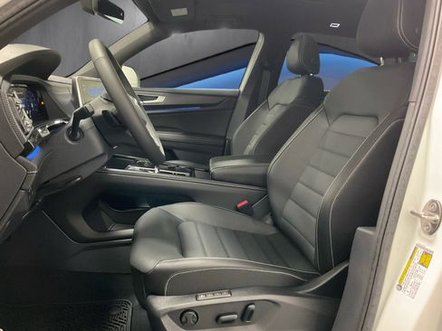 New 2026 Volkswagen Atlas Cross Sport SEL R-Line AWD/4WD image 4