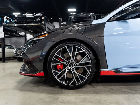 Used 2023 Hyundai Elantra N image 2