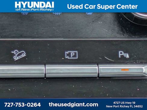 Used 2024 Hyundai Santa Fe Limited image 34