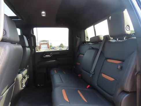 Used 2024 GMC Sierra 2500 AT4 w/ AT4 Premium Plus Package AWD/4WD image 23