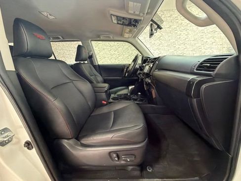 Used 2019 Toyota 4Runner TRD Off-Road Premium AWD/4WD image 11