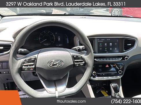 Used 2018 Hyundai Ioniq Blue FWD image 39