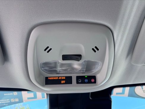 New 2025 Chevrolet Trax LT image 28