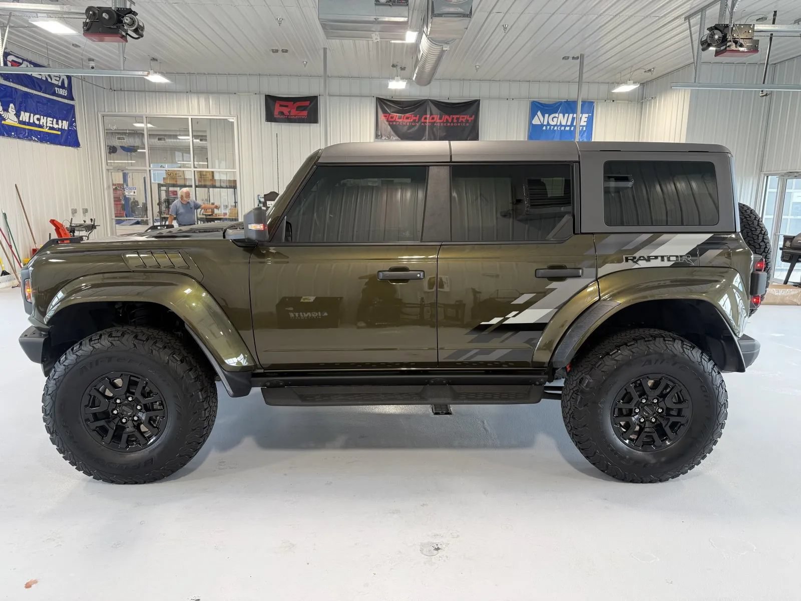 Used 2024 Ford Bronco Raptor AWD/4WD image 6
