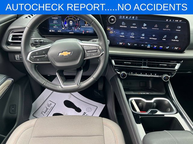 Certified 2026 Chevrolet Traverse LT w/ Driver Confidence Package AWD/4WD image 2