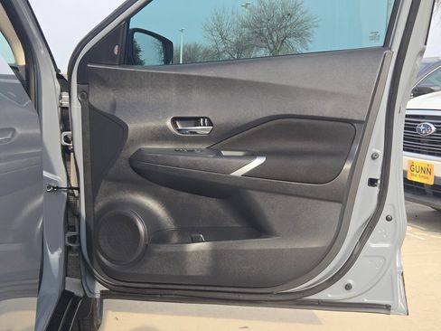 Certified 2023 Nissan Kicks SV image 28